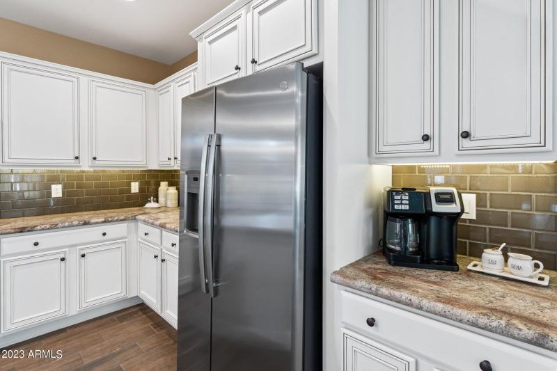 Under cabinet lighting