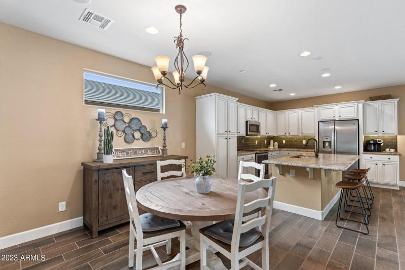 4456 Covered Wagon Trl