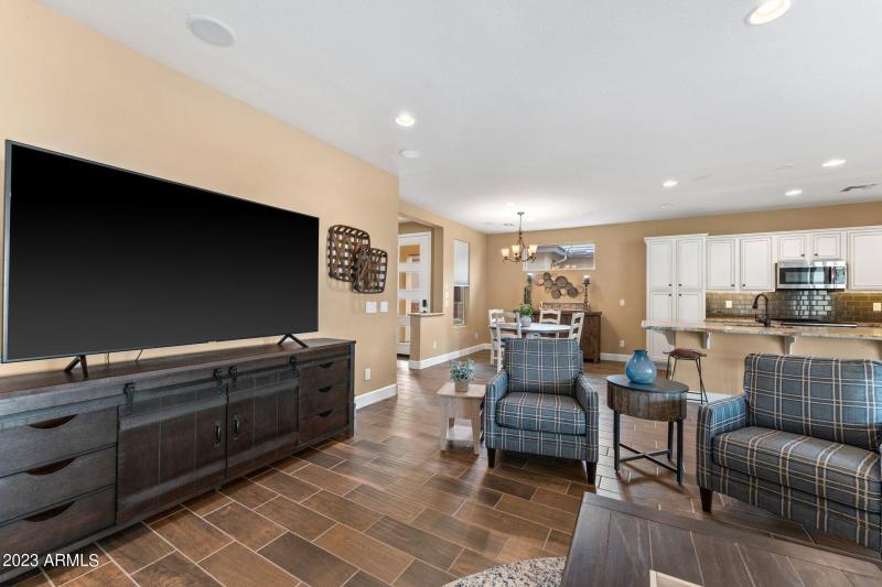 4456 Covered Wagon Trl