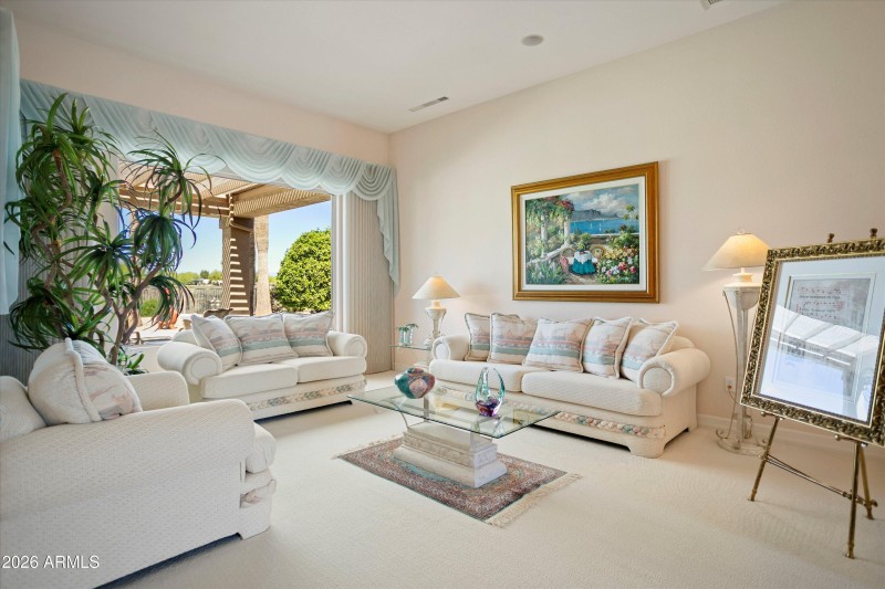 07-15926 W Superstition Way