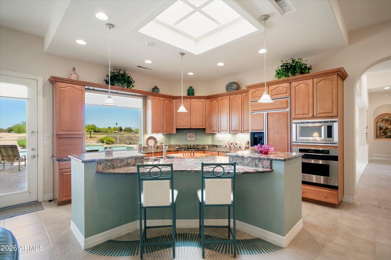 11-15926 W Superstition Way