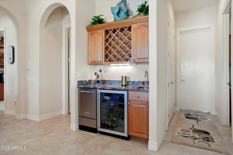 16-15926 W Superstition Way