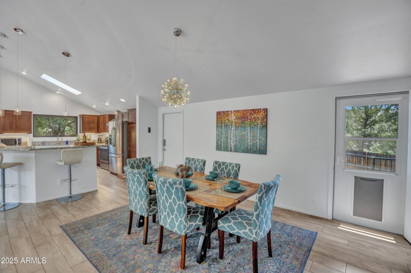 Spacious Dining Area