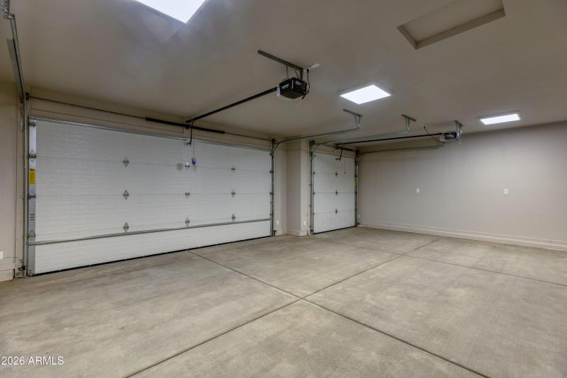 Pull your Truck into this 3 Car Garage!