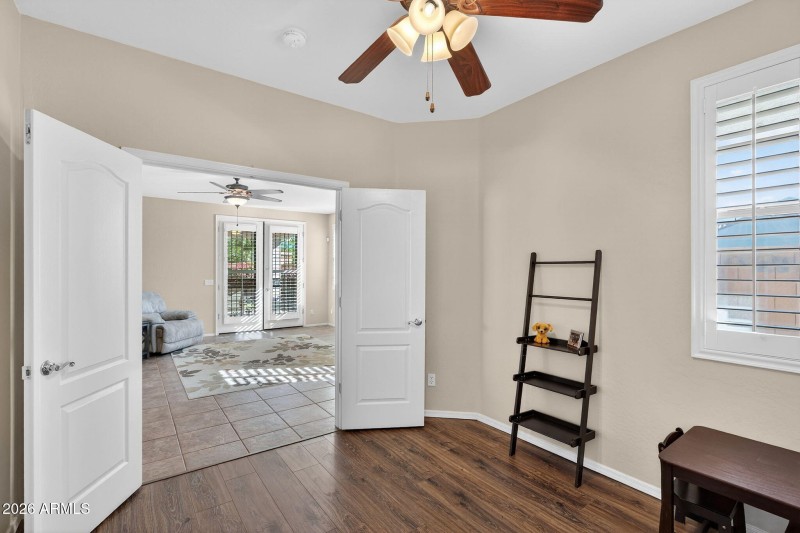 10-web-or-mls-011E Vermont