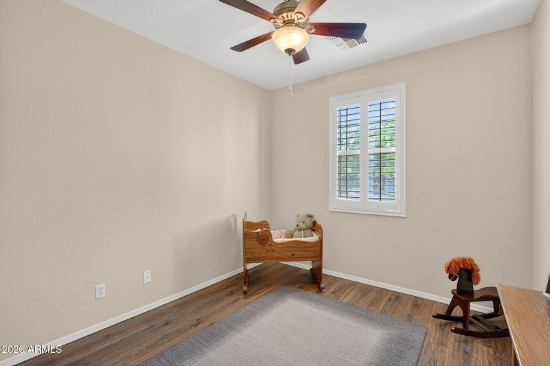 30-web-or-mls-004E Vermont