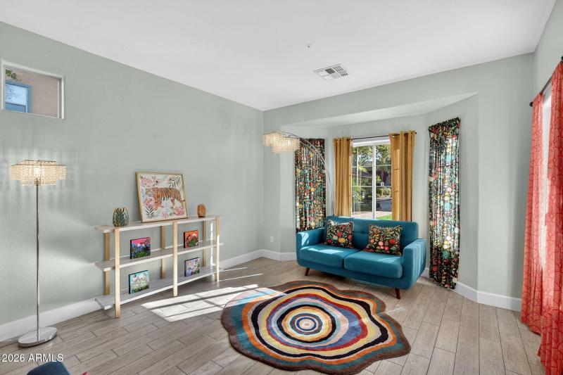 6-web-or-mls-006S Banning St