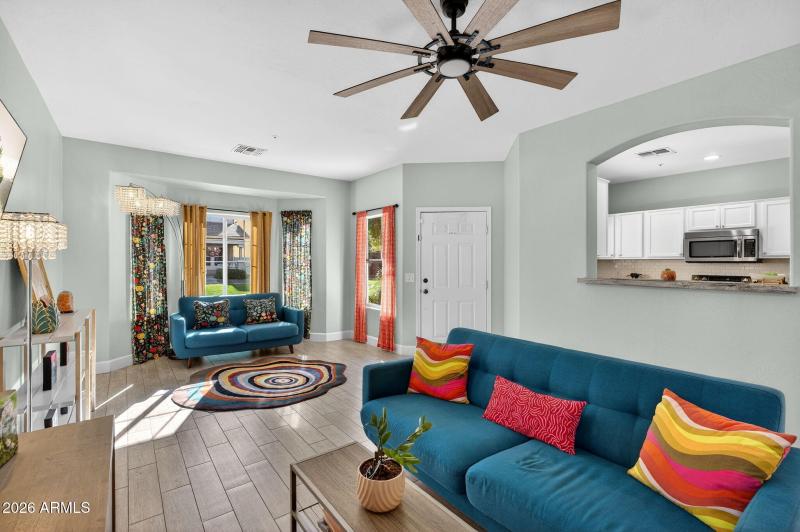 7-web-or-mls-009S Banning St