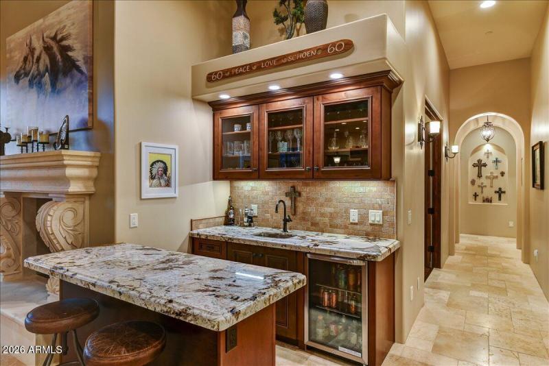 24-Wet Bar