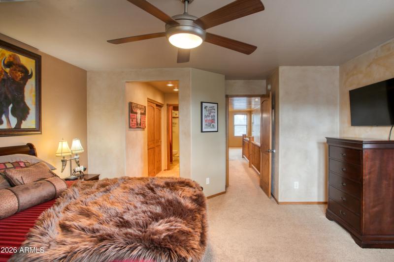 Upstairs Bedroom to Ensuite