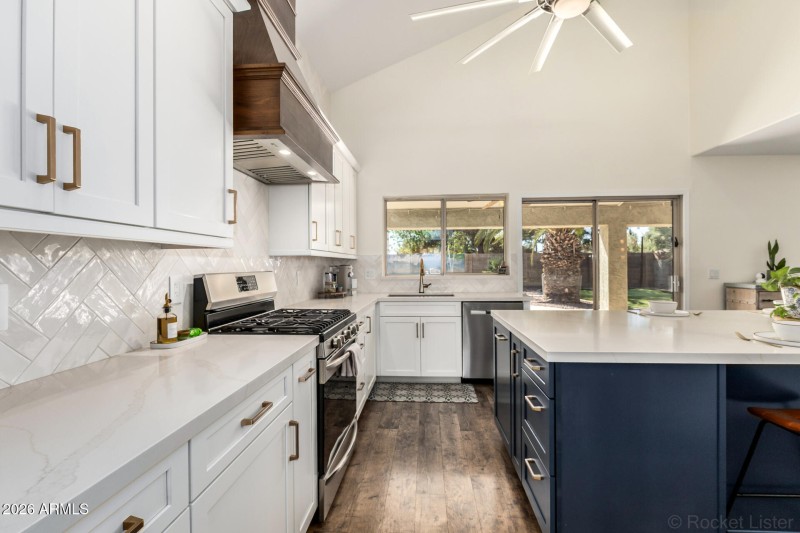 Designer backsplash and so much storage!