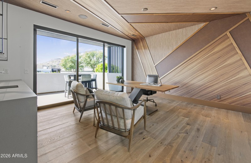 2nd Floor Office/Bedroom