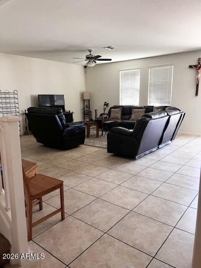 42ND AVE BONUS ROOM (2)