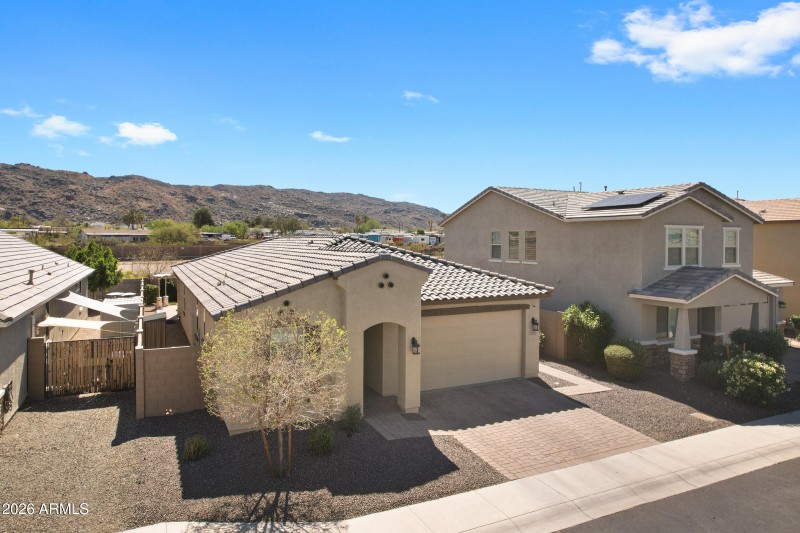 2327 E Harwell Rd-38