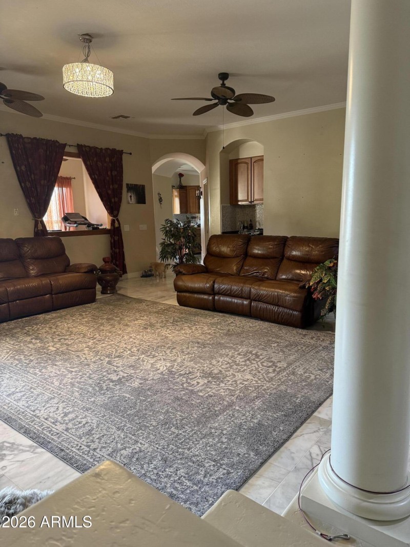 Living Room - Image 3