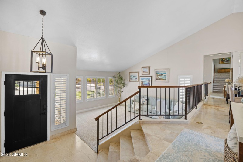 5-web-or-mls-2644-e-nora-st