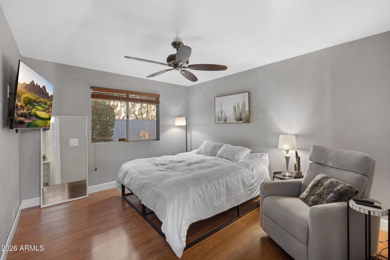 20-web-or-mls-2644-e-nora-st