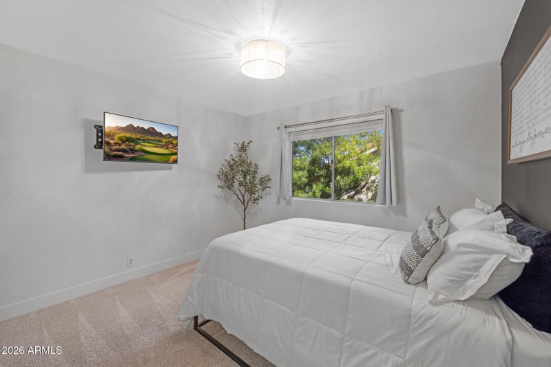 22-web-or-mls-2644-e-nora-st