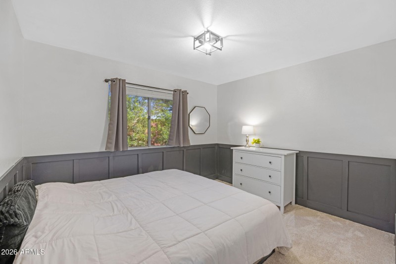 24-web-or-mls-2644-e-nora-st