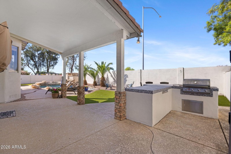 35-web-or-mls-2644-e-nora-st