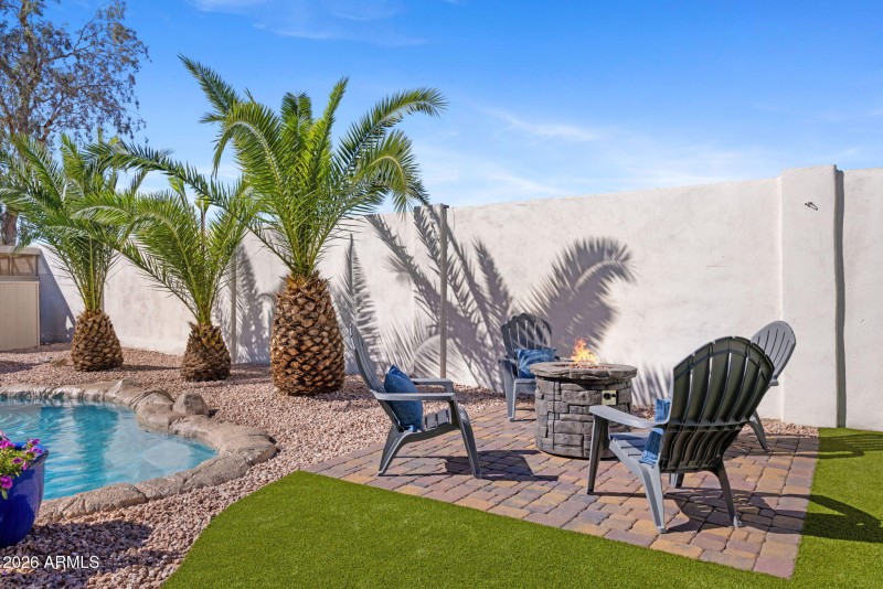 38-web-or-mls-2644-e-nora-st