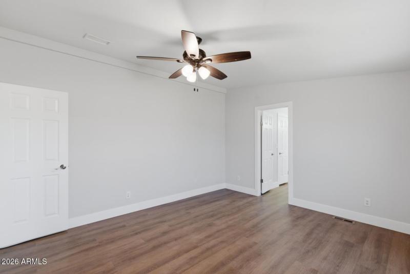 23317 S 180th St - 13