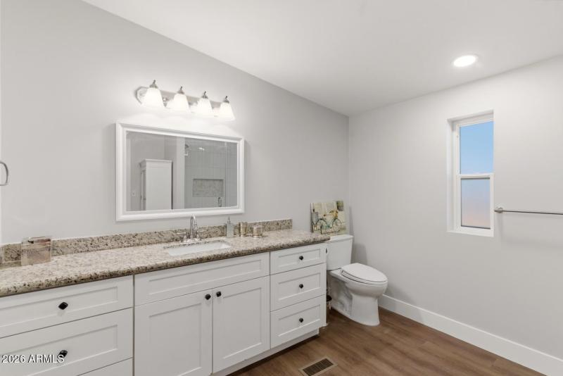 23317 S 180th St - 16