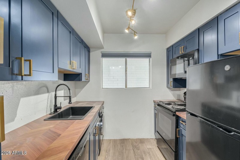 20241226162628097634000000-o