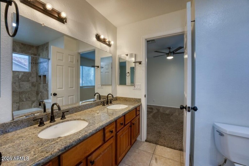 I LOVE THIS BATHROOM