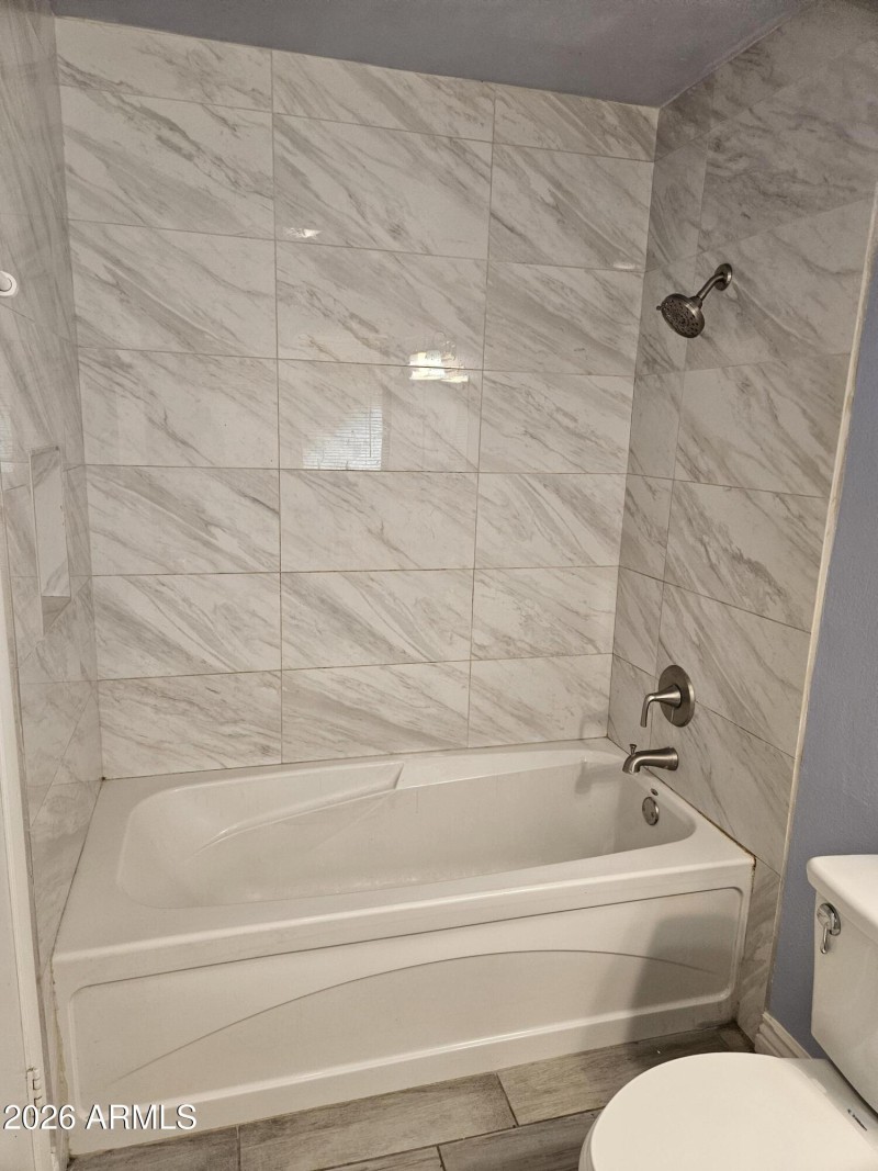 MOUNTAIN VIEW BATH TUB