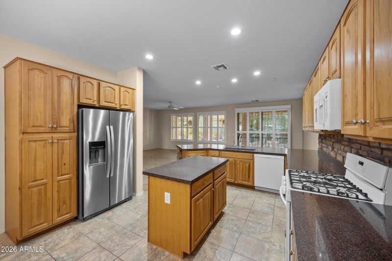 42854 Ocean Breeze Dr-16