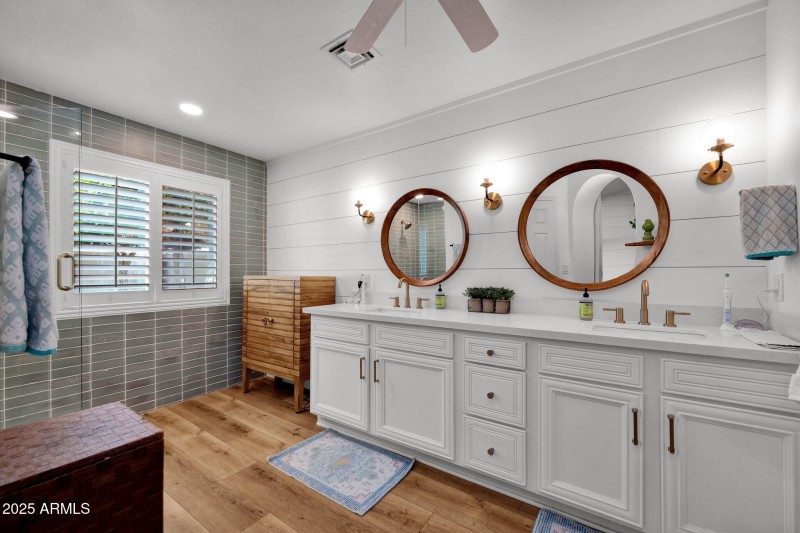 23-web-or-mls-DSC_8372