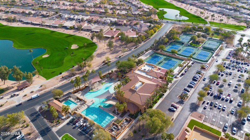 PebbleCreek_Lifestyle_Golf_Pools_Courts