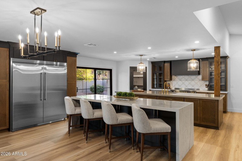 1821 E Lynwood St-17