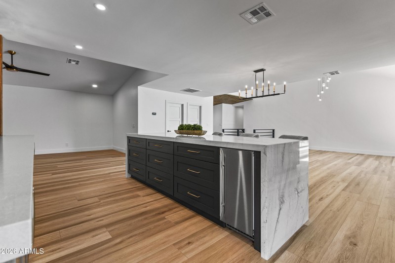 1821 E Lynwood St-25 87