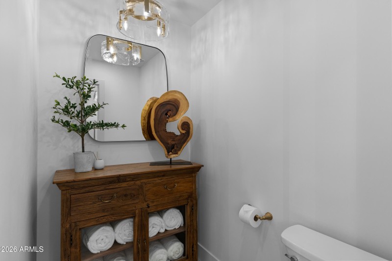 1821 E Lynwood St-41