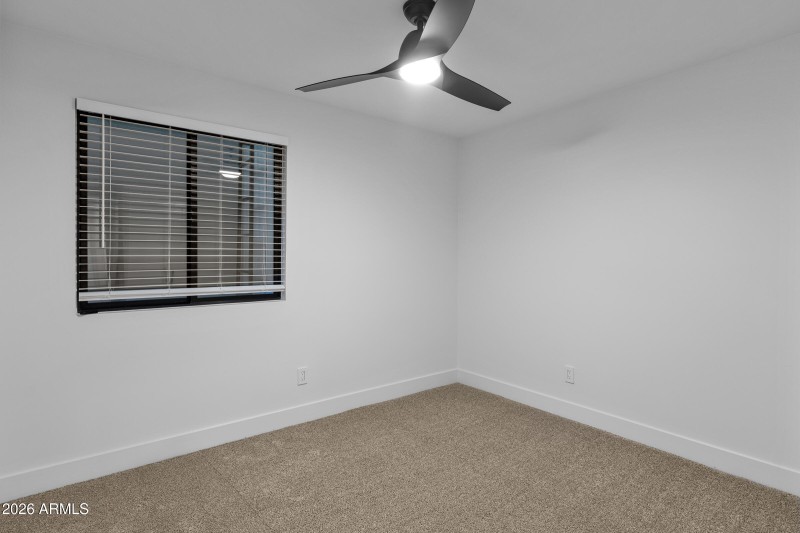 1821 E Lynwood St-48