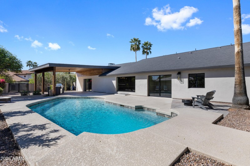 1821 E Lynwood St-55