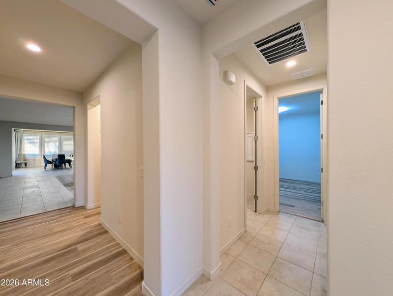 PXL_20260308_011011658