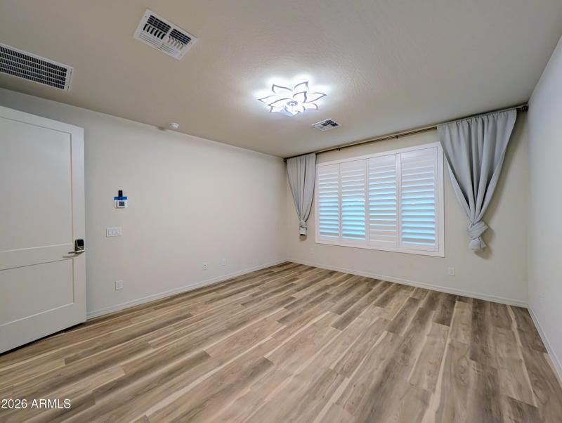 PXL_20260308_012026918