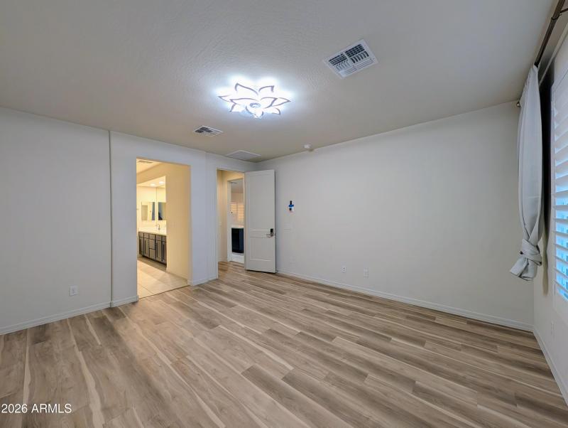 PXL_20260308_012039843