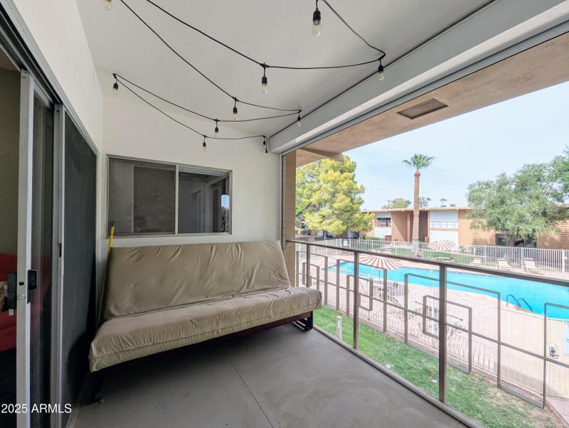 PXL_20250810_222520875