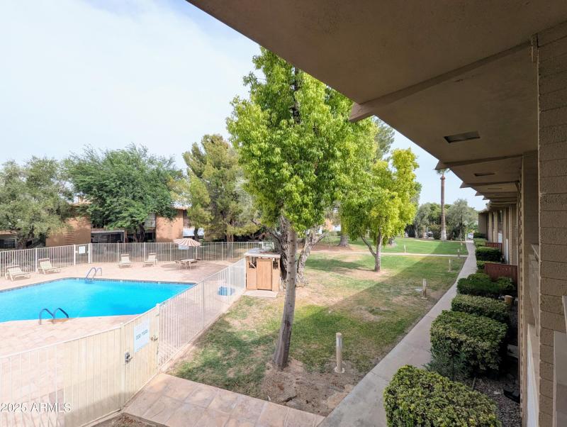 PXL_20250810_222700088