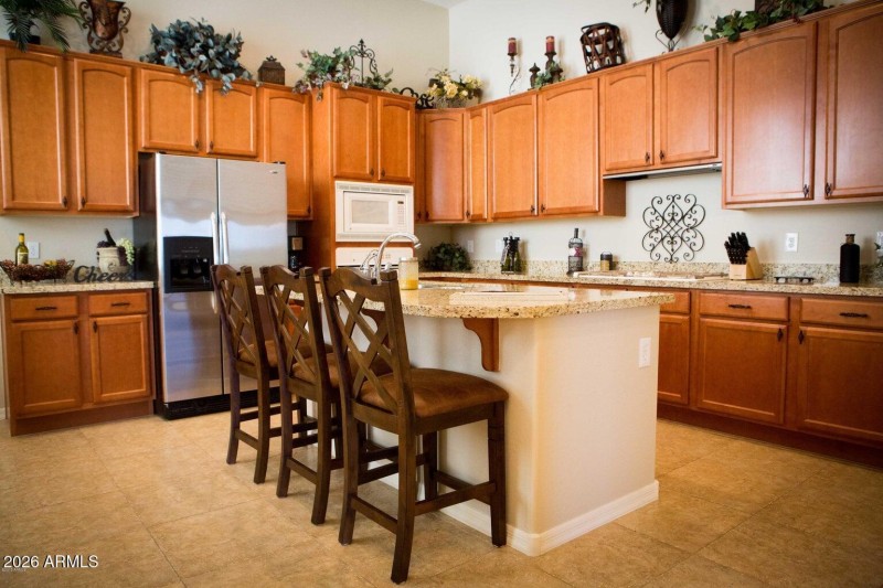 142nd decorated kitchen