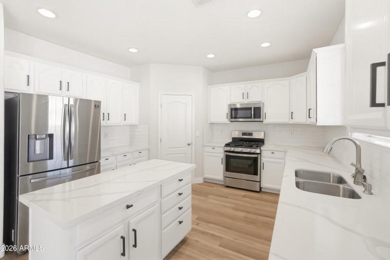 17328 W Bajada Rd-31