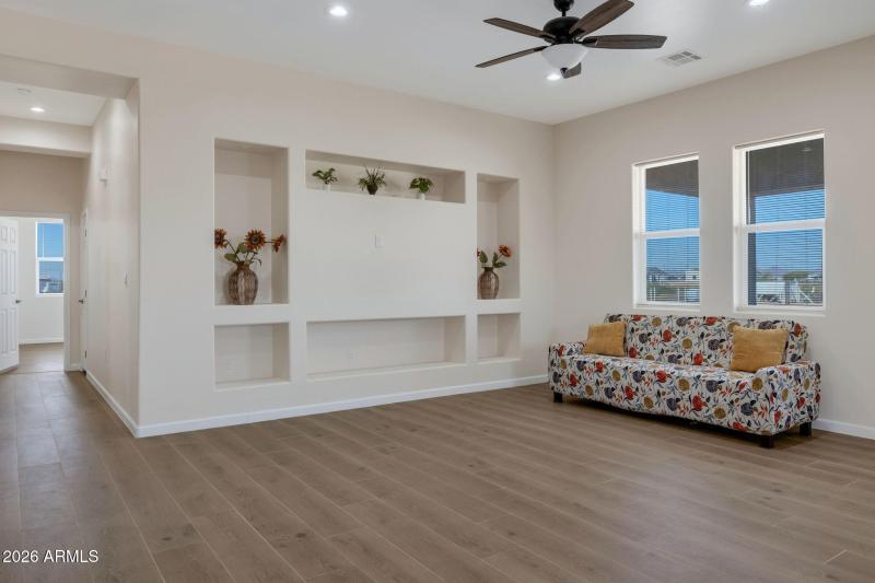 5-web-or-mls-MAP_6572