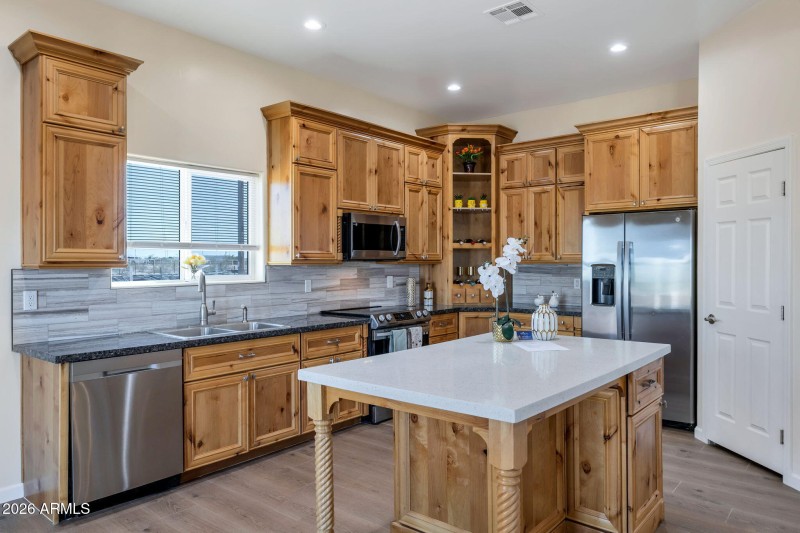 8-web-or-mls-MAP_6587