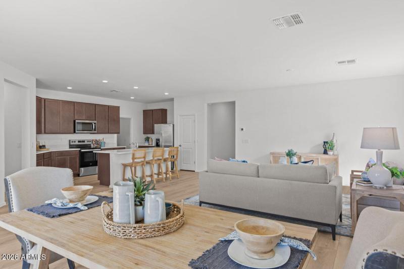 KBPHX_MIR_SkylineVillageEnclaves-Lot67_1