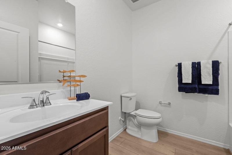 KBPHX_MIR_SkylineVillageEnclaves-Lot67_1