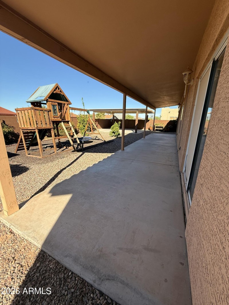 71EE58DE-2682-432E-B3B8-E7C8427F05DC